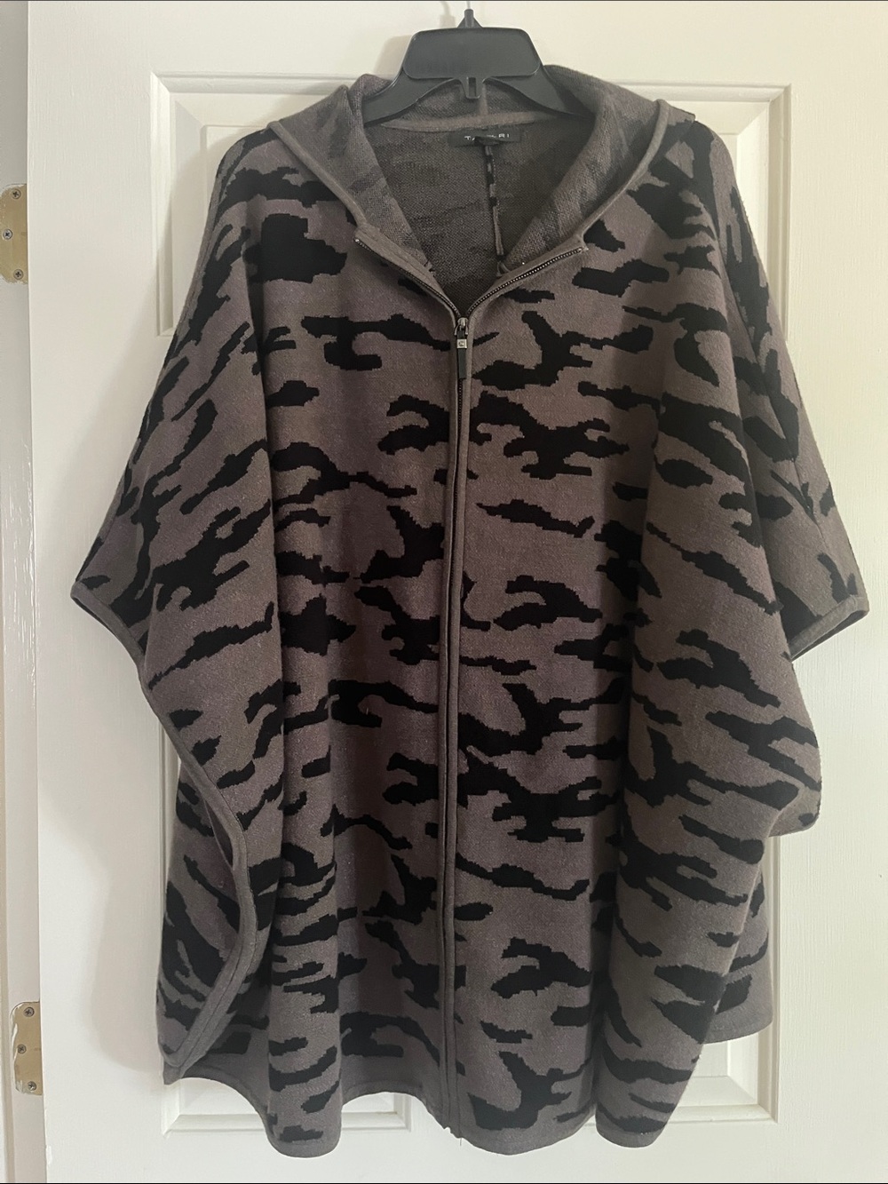 Tahari Gray and Black Hooded Zip Sweater Poncho